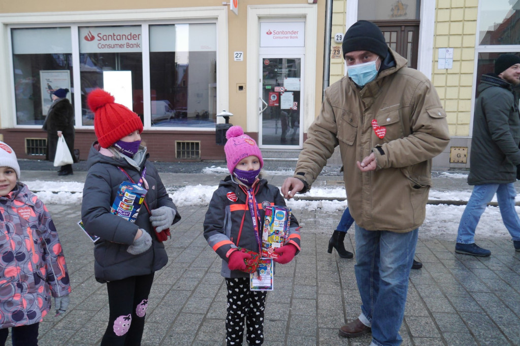29. Finał WOŚP. Jest już prawie 50 tys. zł w Brzegu