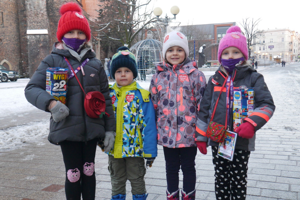 Sztaby WOŚP w Brzegu i Lewinie Brzeskim zebrały ponad 90 tys. złotych!