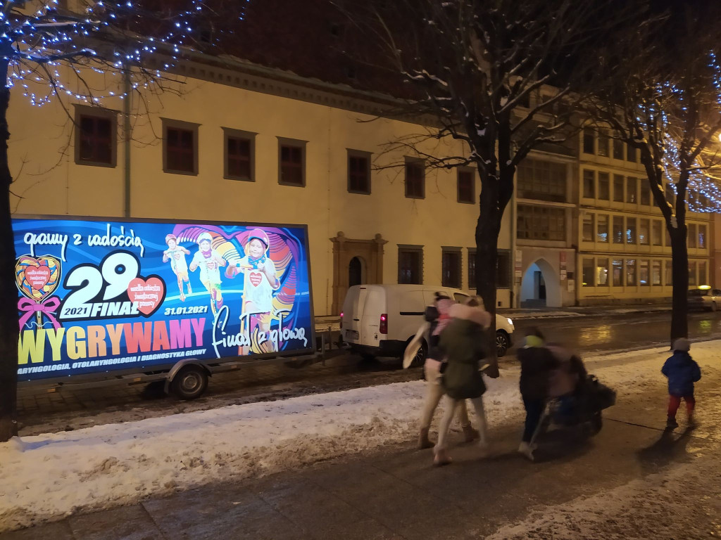 Sztaby WOŚP w Brzegu i Lewinie Brzeskim zebrały ponad 90 tys. złotych!