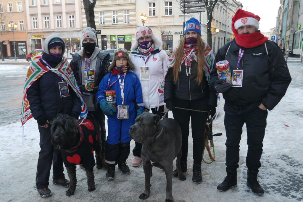 Sztaby WOŚP w Brzegu i Lewinie Brzeskim zebrały ponad 90 tys. złotych!
