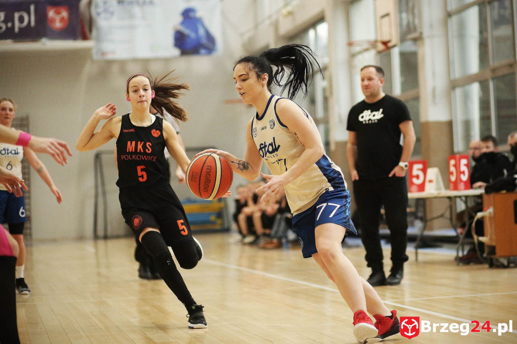 Koszykarki Stali powalczyły z wiceliderem z Polkowic