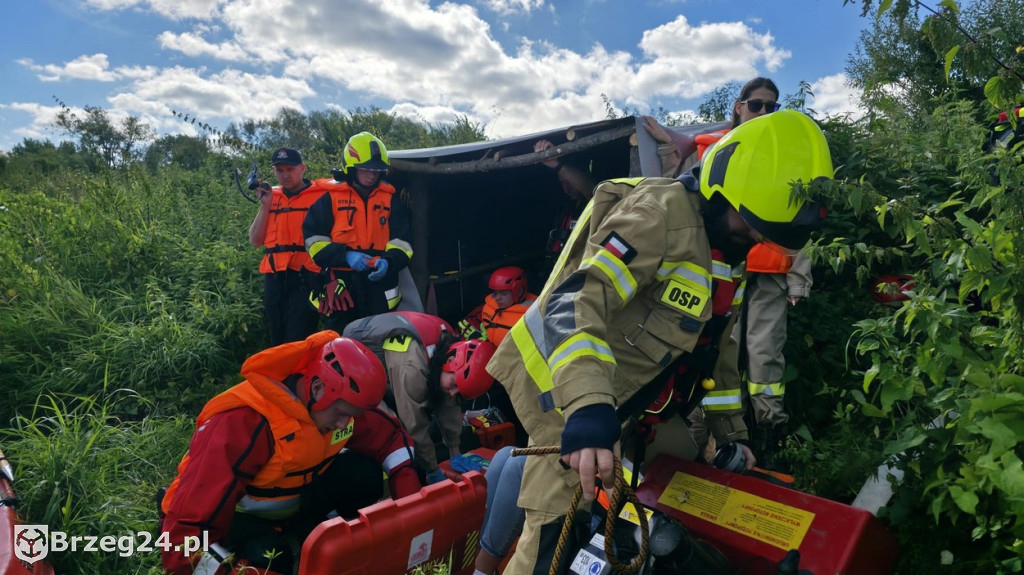 Strażacy sprawdzili swoje umiejętności na wodzie