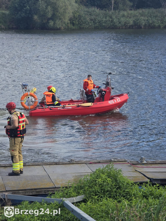 Strażacy sprawdzili swoje umiejętności na wodzie
