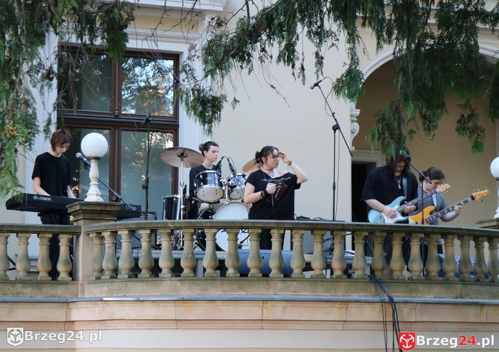 Promujemy Młodych: DeTush oczarował brzeską publiczność