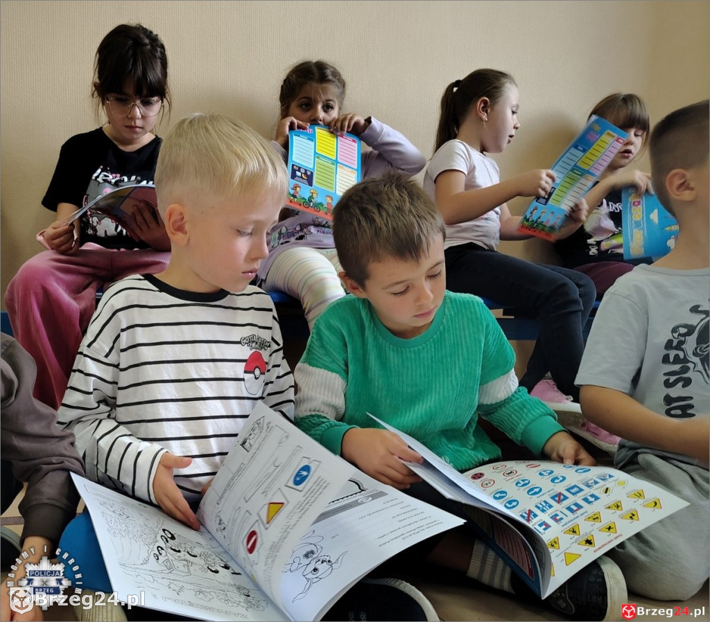 Pierwszoklasiści uczą się bezpieczeństwa