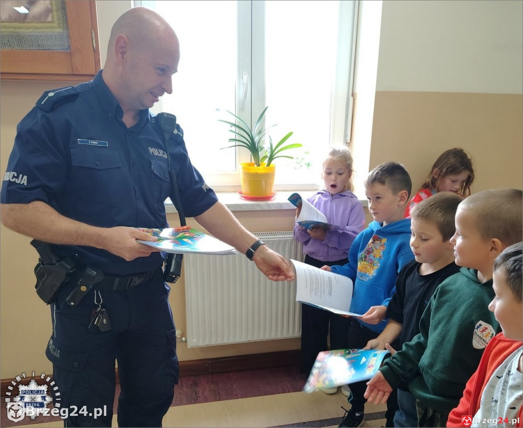 Pierwszoklasiści uczą się bezpieczeństwa