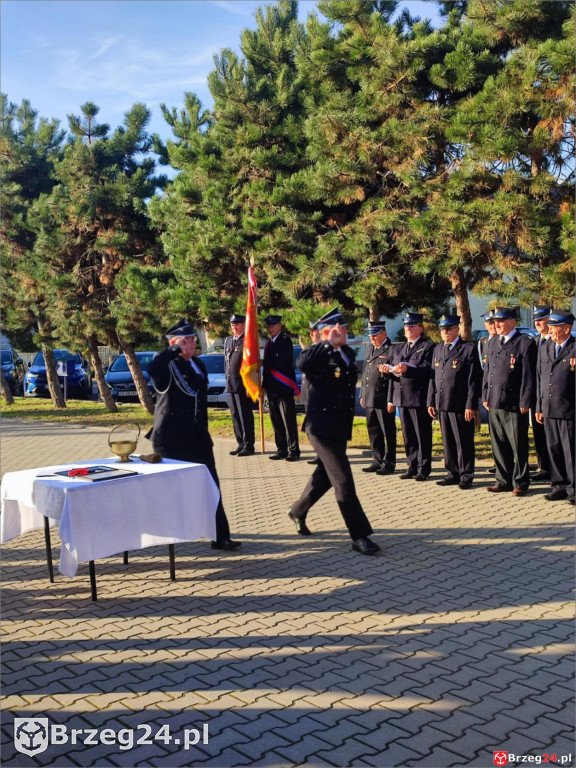 Wóz dla OSP Olszanka – strażacy mają powód do dumy