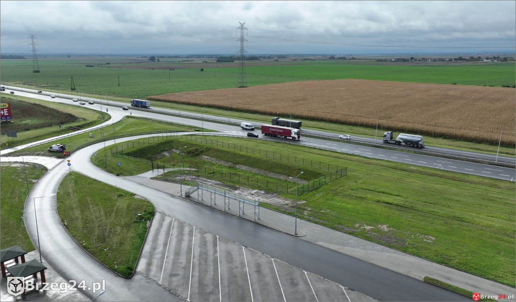 GDDKiA montuje rampy do odśnieżania