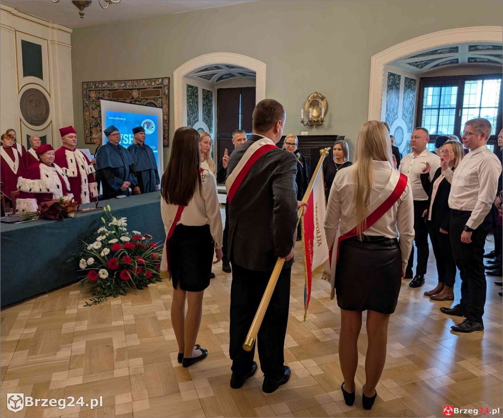 Uroczysta inauguracja roku akademickiego w WSHE