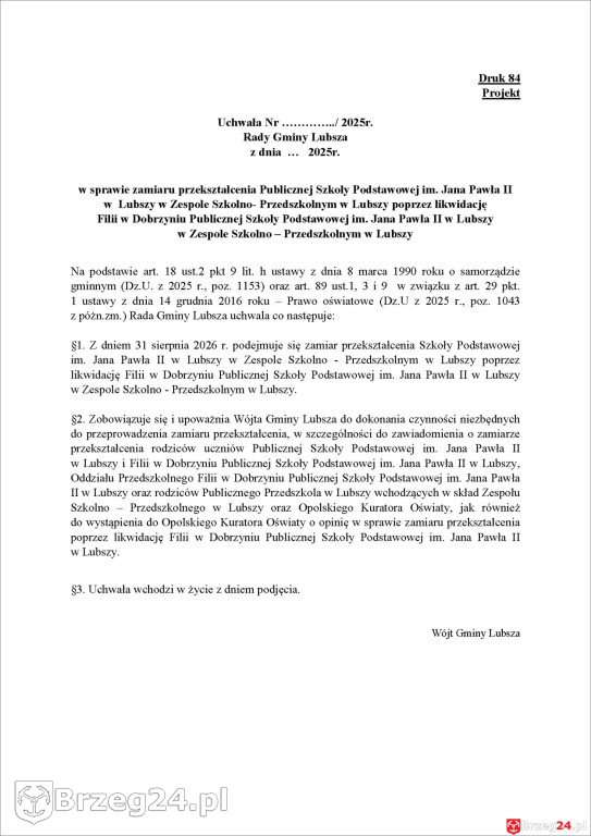 Wójt Michał Marek  likwiduje szkołę w Dobrzyniu