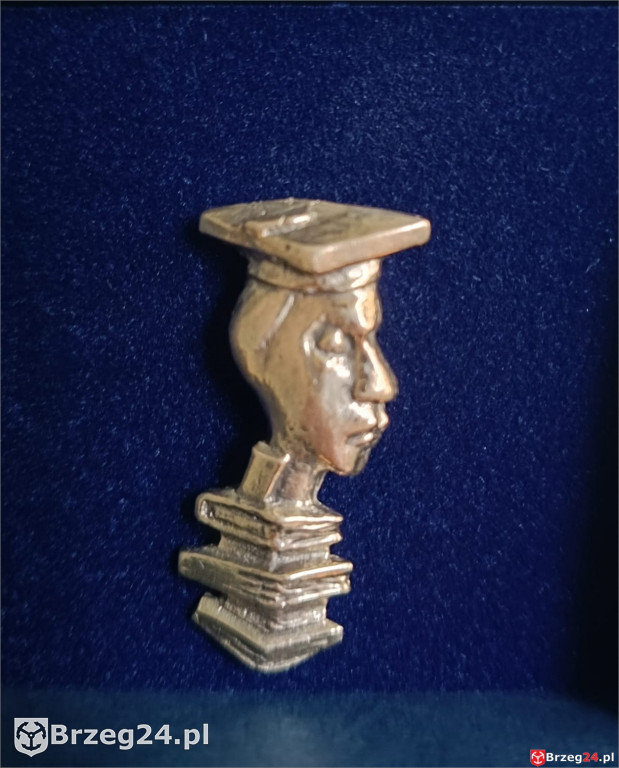 Ignacy Krzykowski i Dorota Wyrzykowska z nagrodami