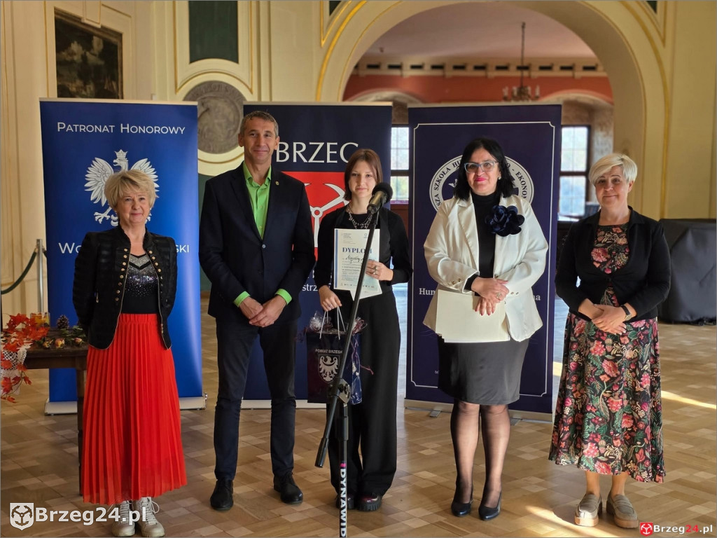 Wiersze, które nie milkną Hołd dla Janusza Wójcika