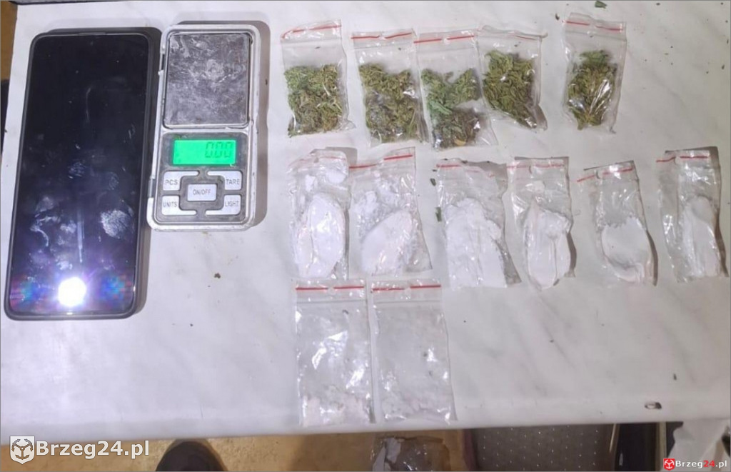 Akcja „Poszukiwany”, „Towar” i ciasto z marihuaną