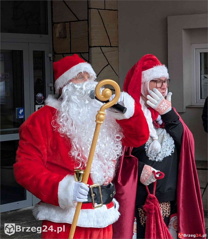 Kolejny „Nalot  Świętych Mikołajów z WSHE”