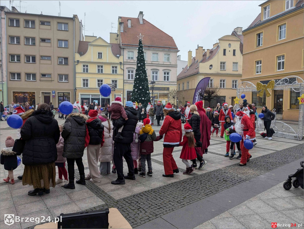 Kolejny „Nalot  Świętych Mikołajów z WSHE”