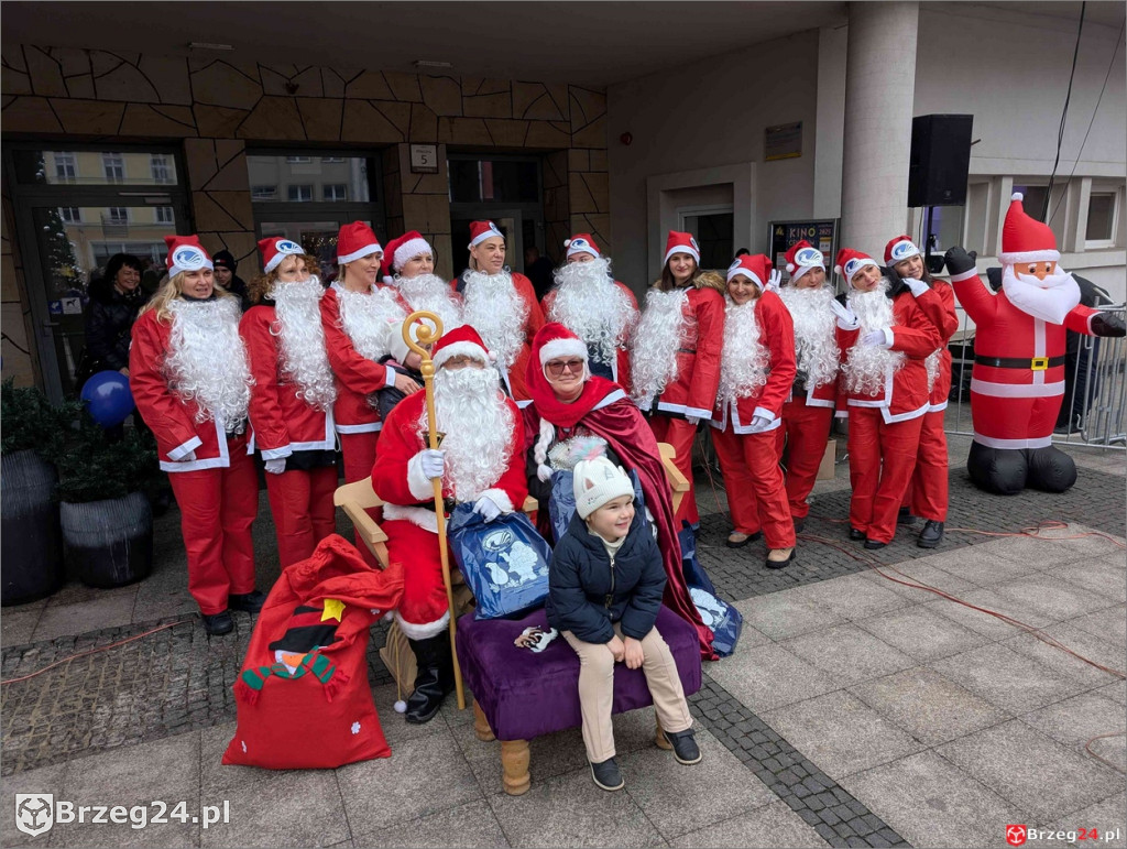 Kolejny „Nalot  Świętych Mikołajów z WSHE”