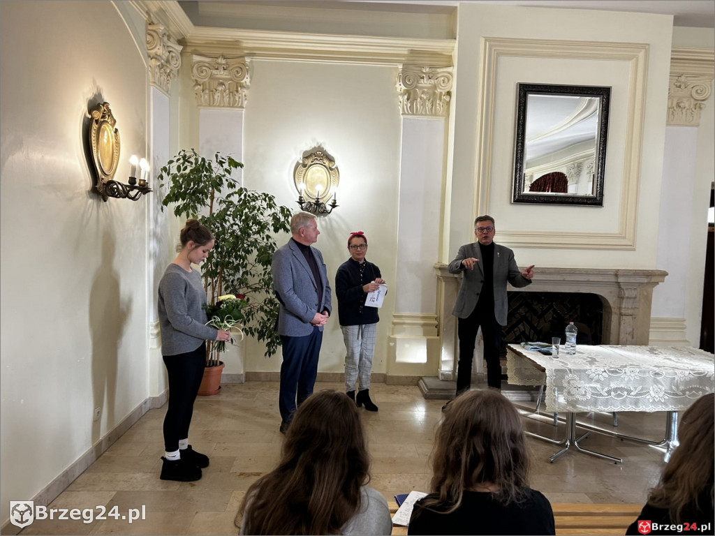 Lewińska szkoła im. Kopernika stawia na czytanie