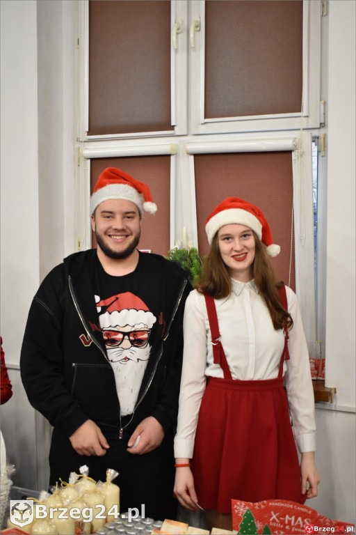 Świąteczne miasteczko w szkole przy Słowiańskiej