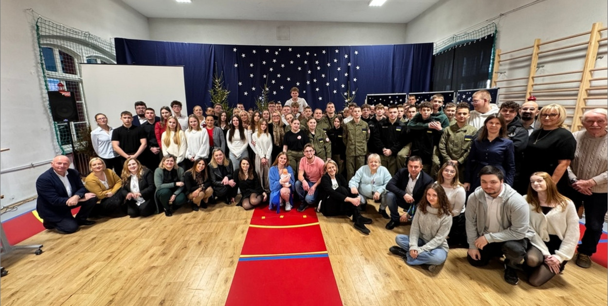 Jasełka z przesłaniem w ZSB w Brzegu