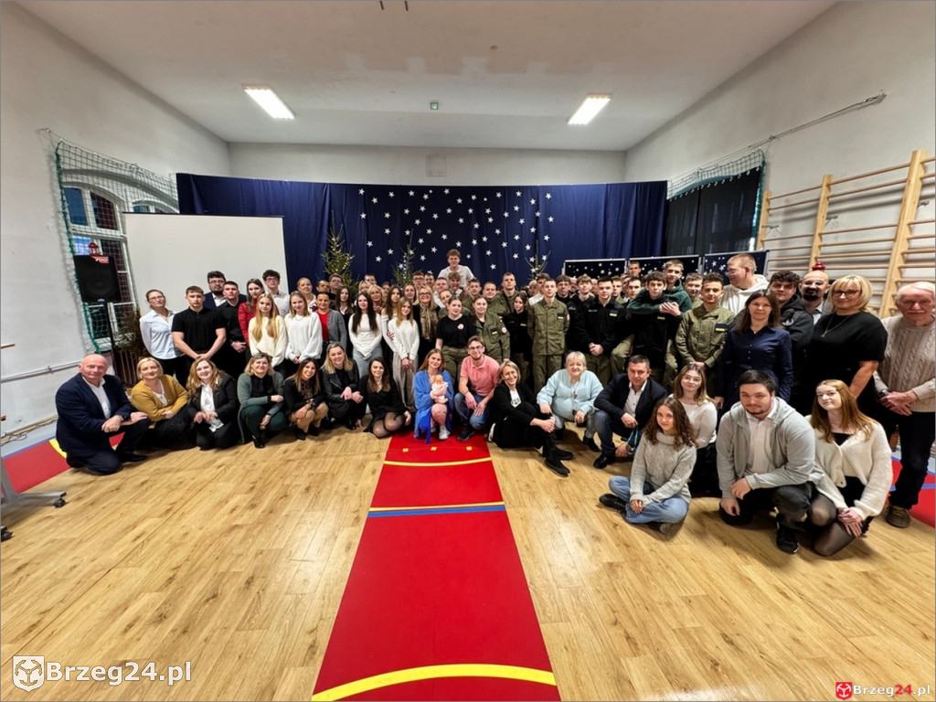 Jasełka z przesłaniem w ZSB w Brzegu