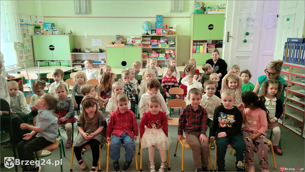 Wyjątkowe jasełka w PP nr 8 w Brzegu