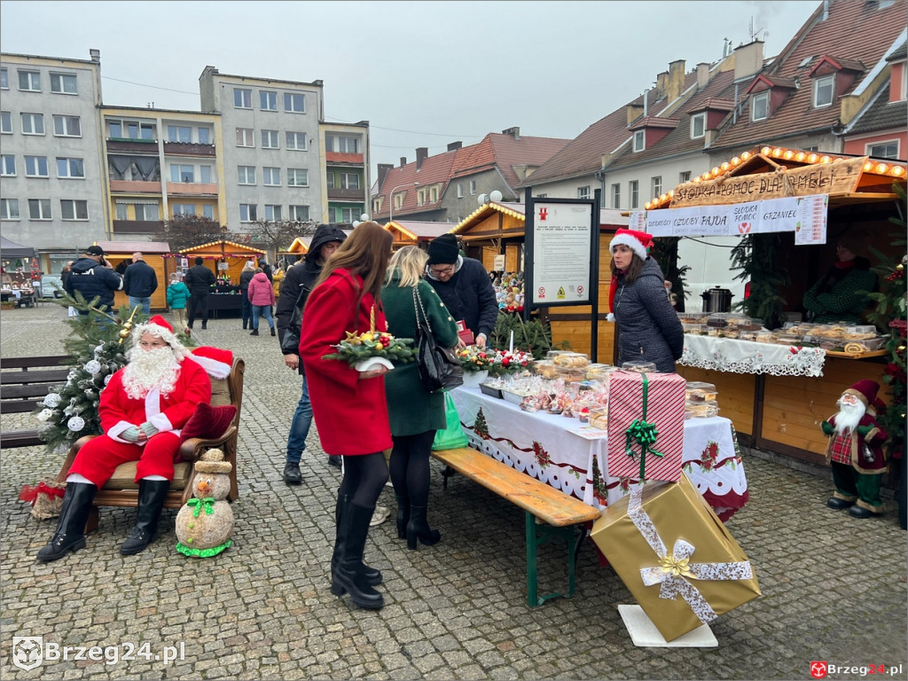Udany finał zbiórki dla Ameli podczas jarmarku