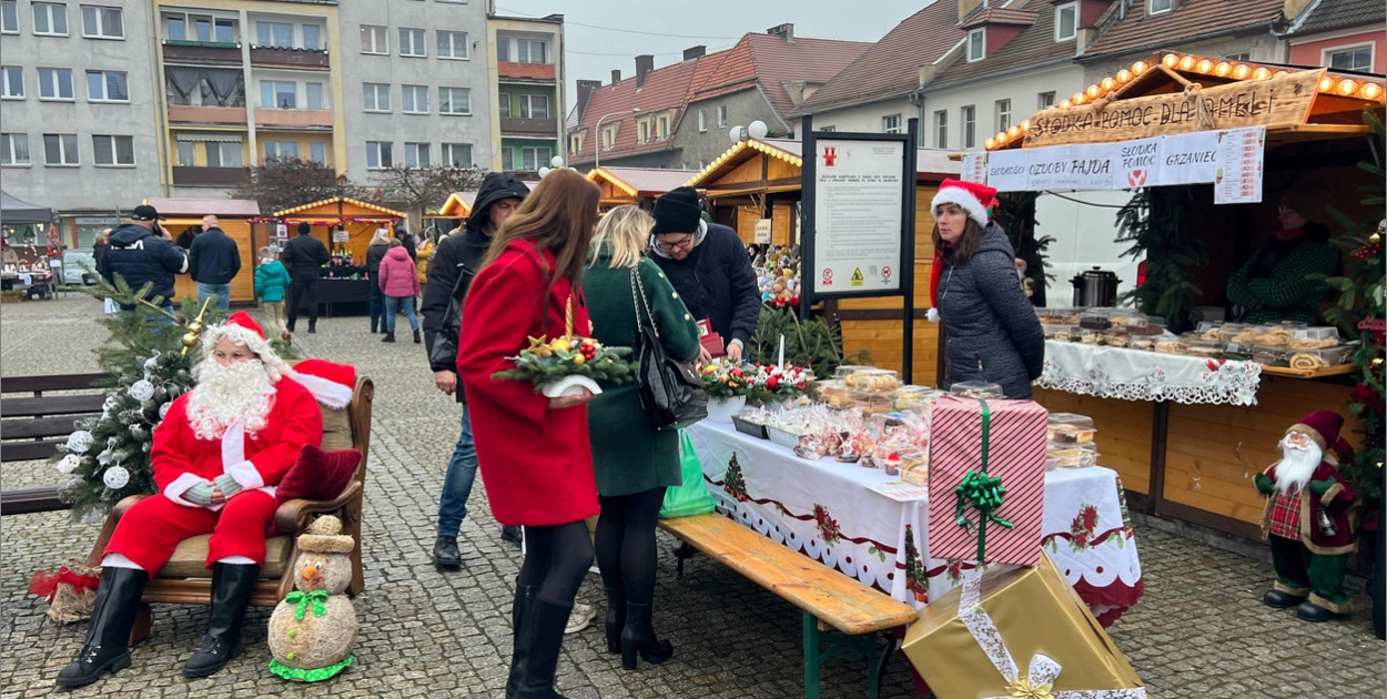 Udany finał zbiórki dla Ameli podczas jarmarku