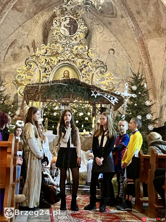 Niezwykłe jasełka w kościele w Pogorzeli