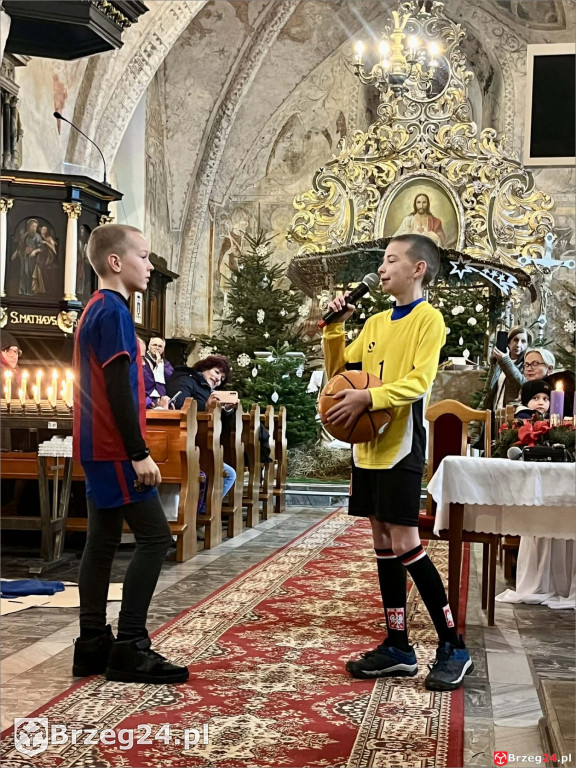 Niezwykłe jasełka w kościele w Pogorzeli