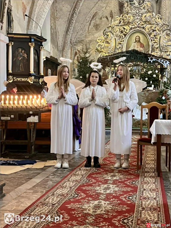 Niezwykłe jasełka w kościele w Pogorzeli