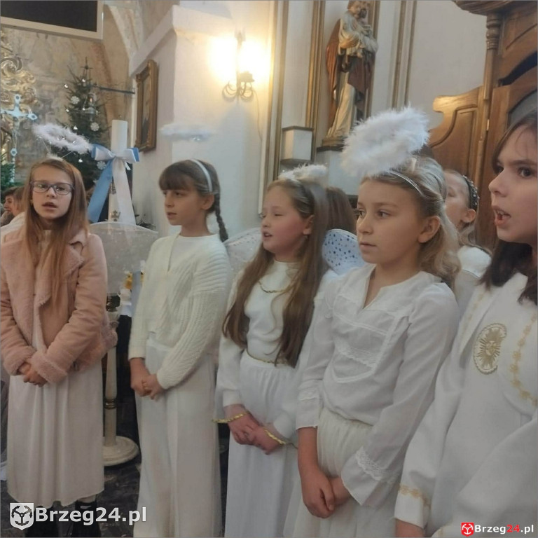 Niezwykłe jasełka w kościele w Pogorzeli