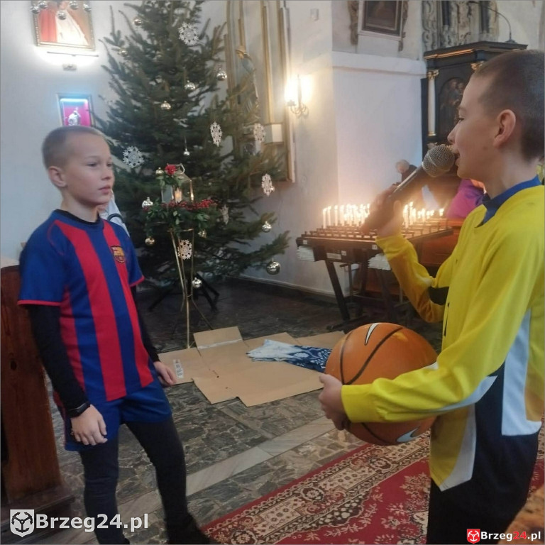 Niezwykłe jasełka w kościele w Pogorzeli