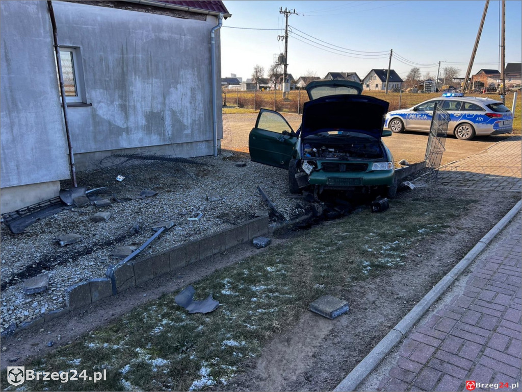 Dwa listy gończe, nieletnia ranna i policyjny pościg