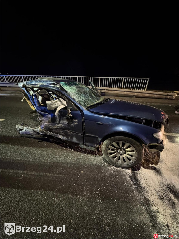 Pisarzowice jeden samochód rozerwany na części