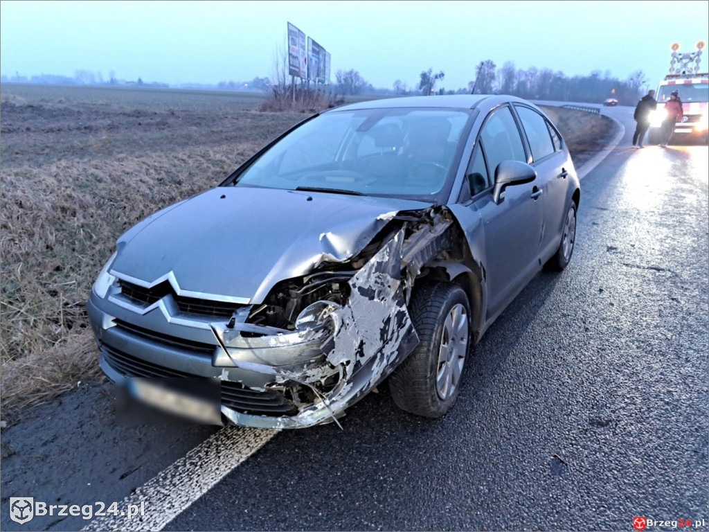 Policja po zdarzeniu na DK94. 84 latek sprawcą