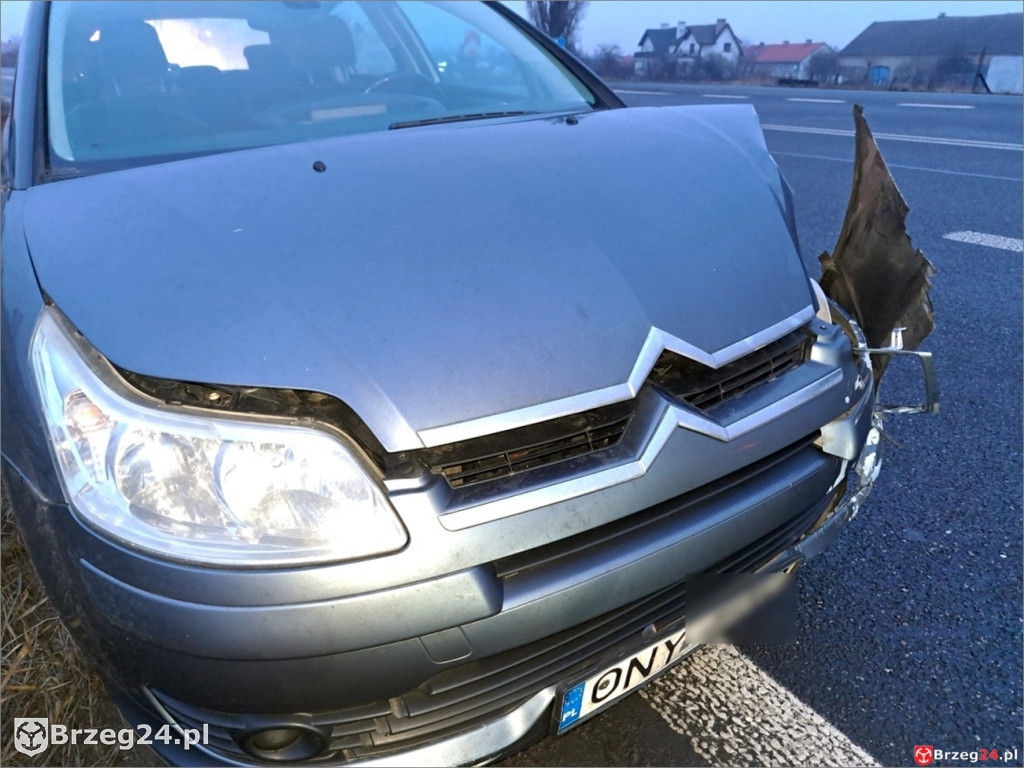 Policja po zdarzeniu na DK94. 84 latek sprawcą