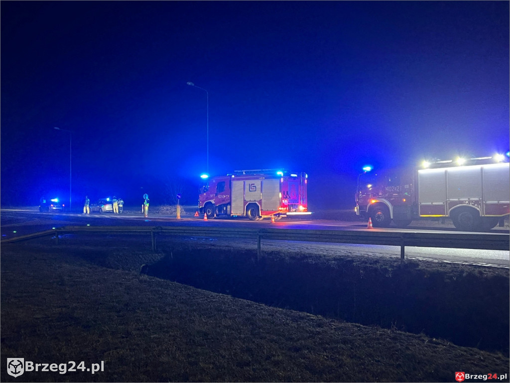 Grodków. Samochód potrącił pieszego na obwodnicy