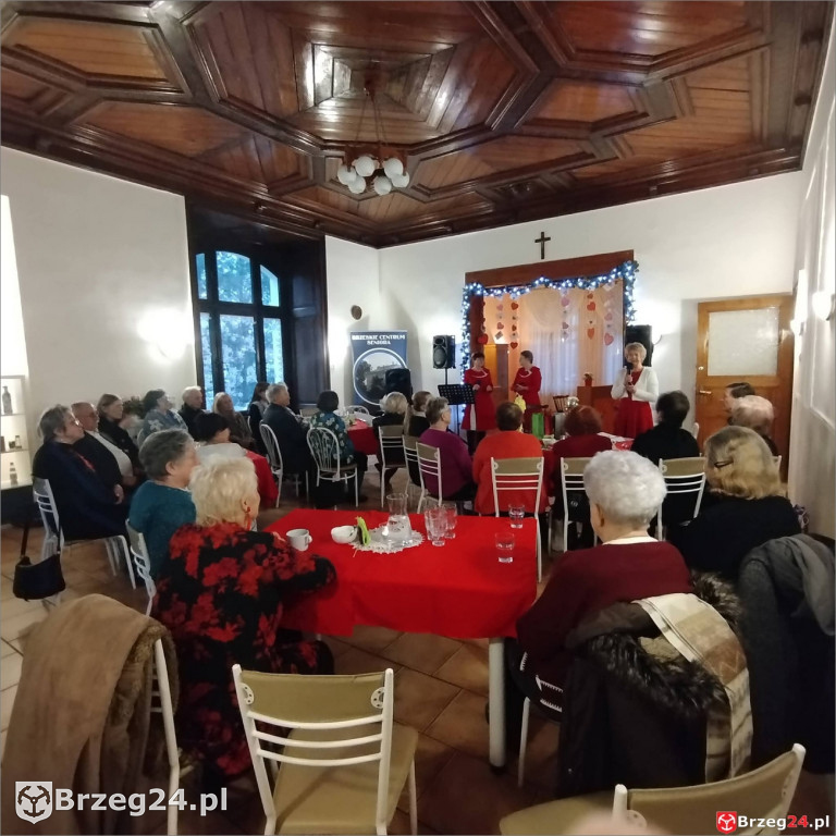 Poezja, muzyka i refleksja  w Centrum Seniora