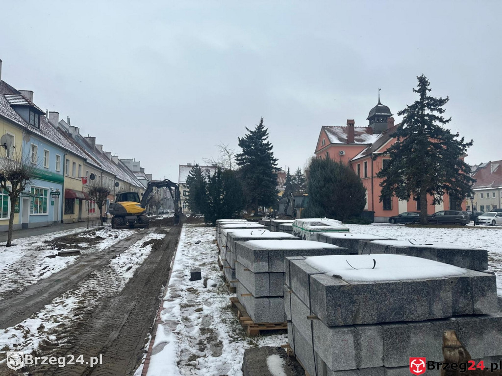 Nowe oświetlenie i 90 miejsc postojowych