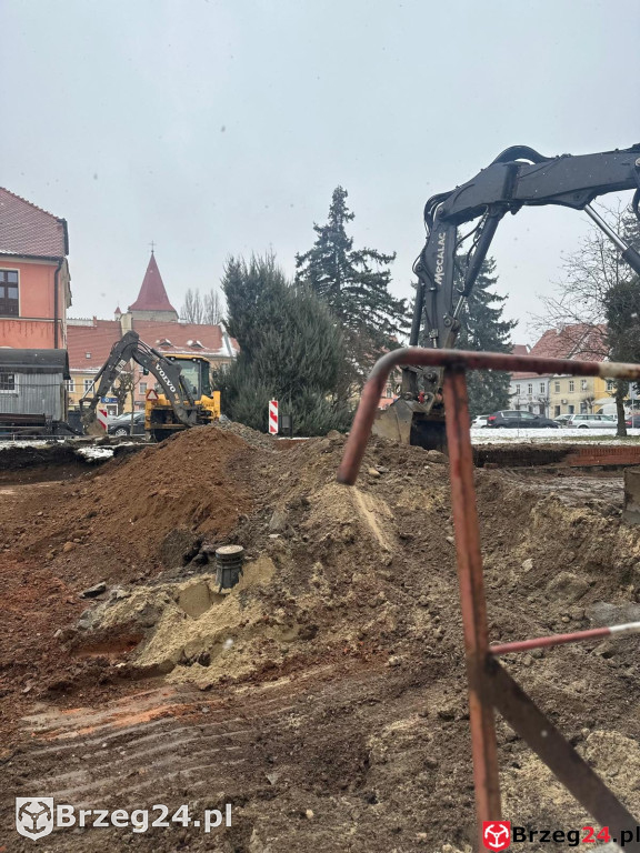 Nowe oświetlenie i 90 miejsc postojowych