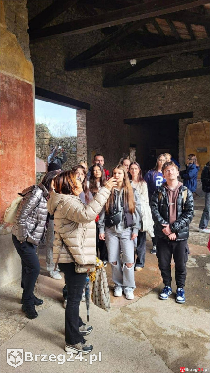 Włosko słowiańska przygoda młodzieży z Brzegu