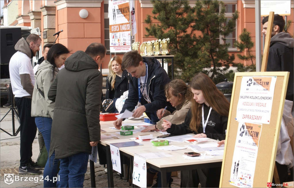 Jubileuszowy Bieg Tropem Wilczym w Grodkowie
