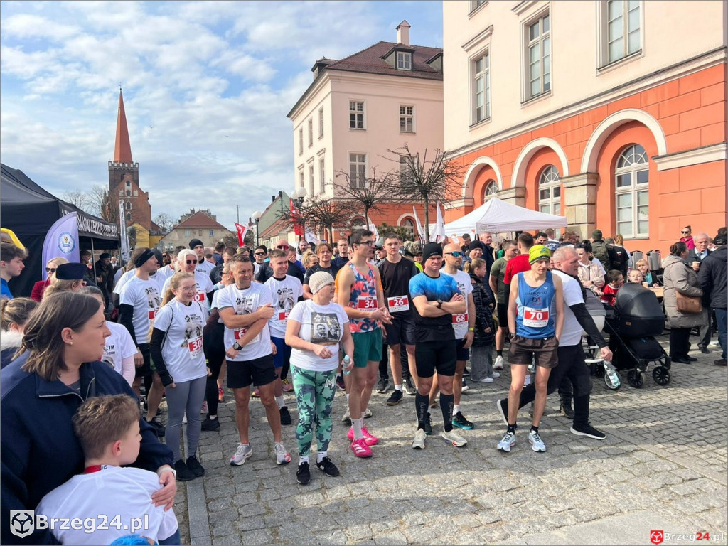 Jubileuszowy Bieg Tropem Wilczym w Grodkowie