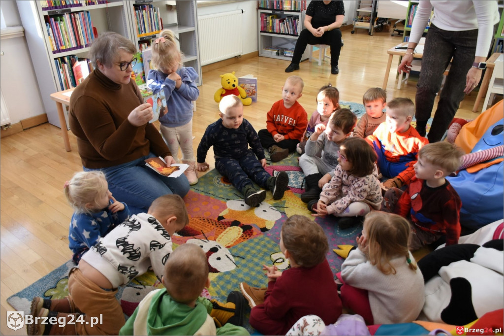 80 lat grodkowskiej biblioteki. Jubileuszowy rok