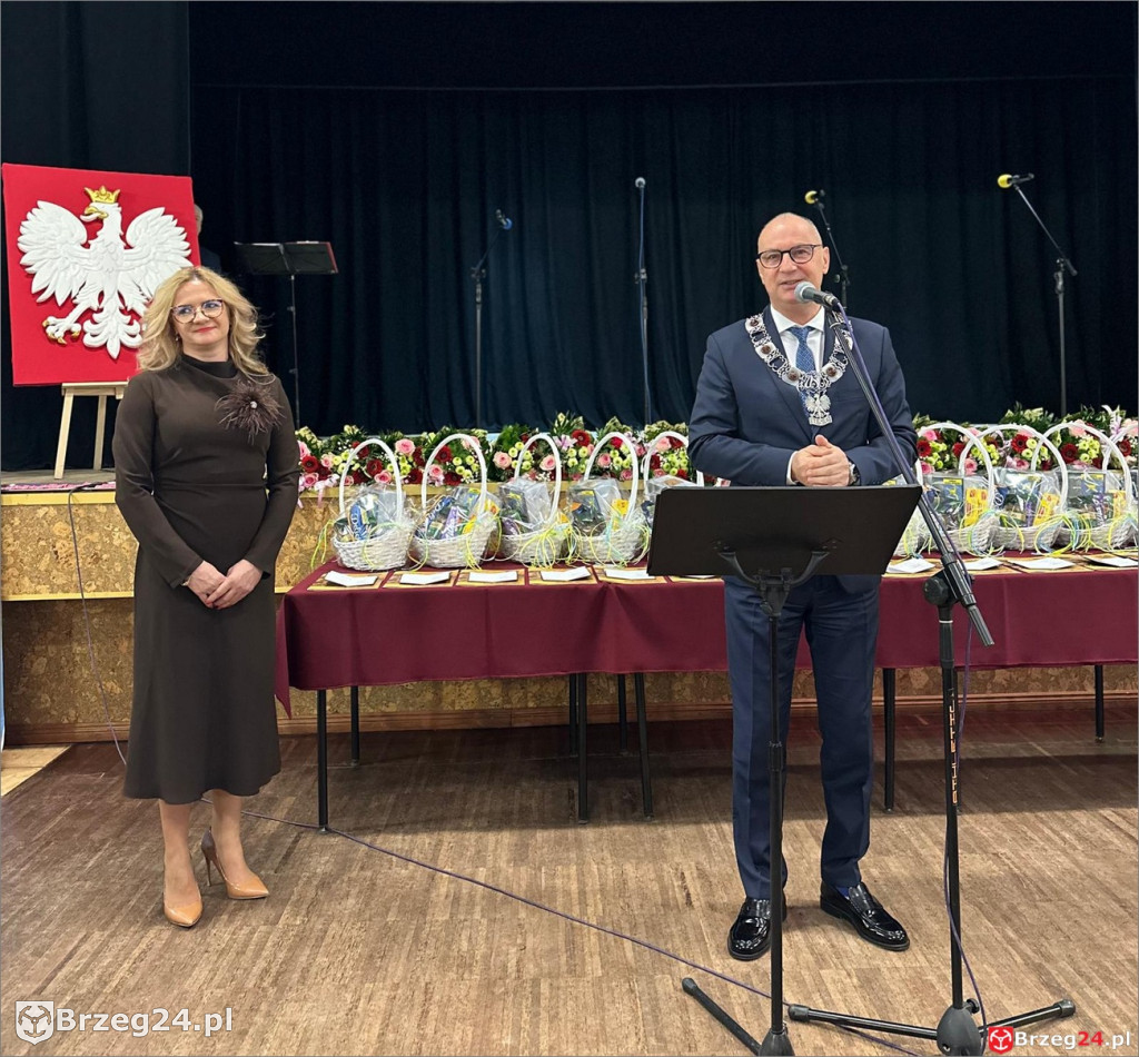 Medale za 50 lat małżeństwa w Lewinie Brzeskim