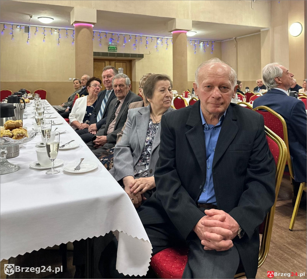 Medale za 50 lat małżeństwa w Lewinie Brzeskim