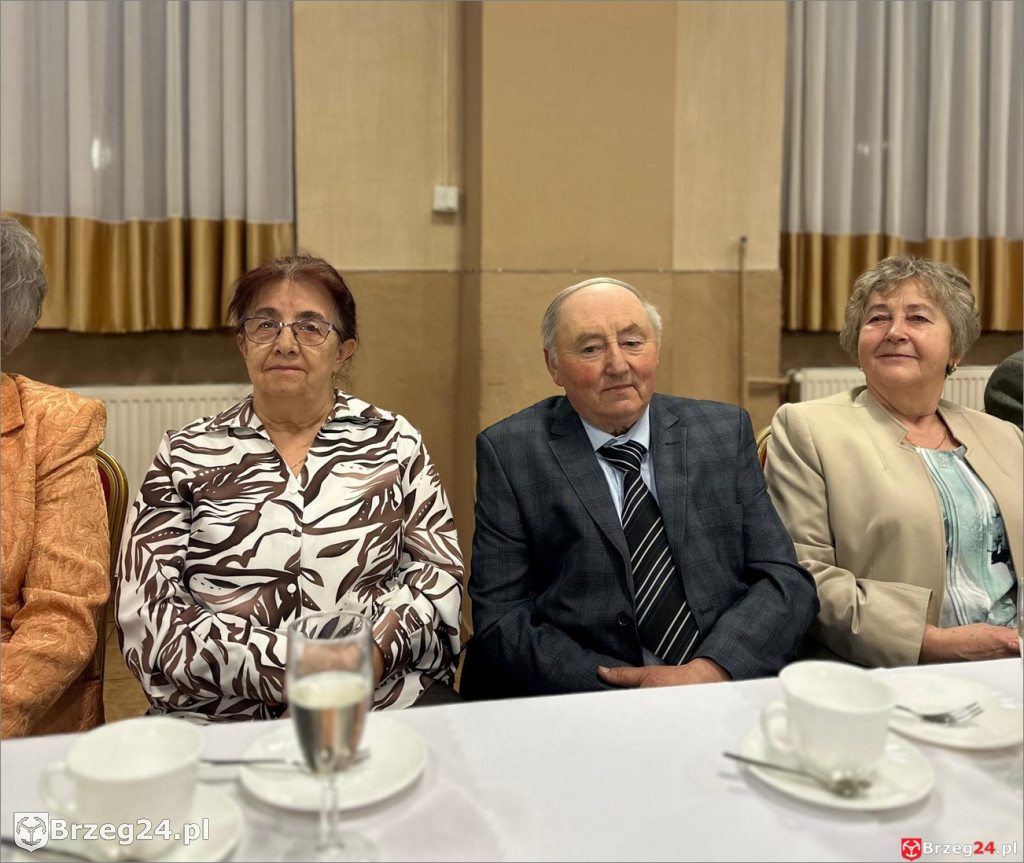 Medale za 50 lat małżeństwa w Lewinie Brzeskim