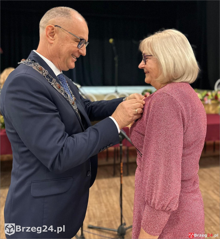 Medale za 50 lat małżeństwa w Lewinie Brzeskim