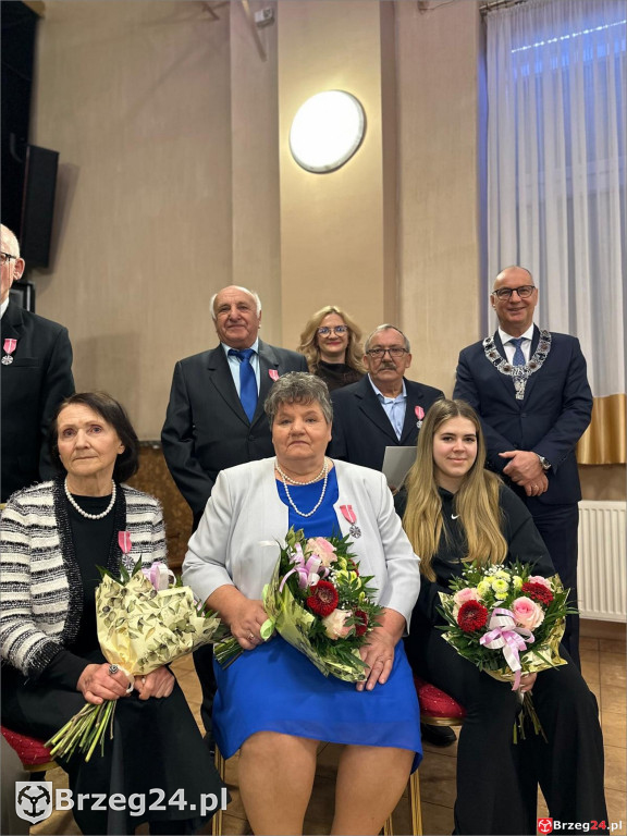 Medale za 50 lat małżeństwa w Lewinie Brzeskim