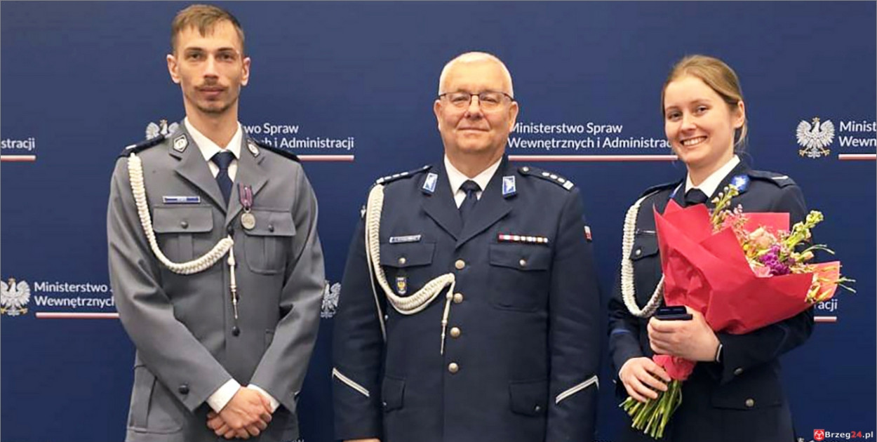 Brzescy policjanci z odznaczeniem za bohaterstwo